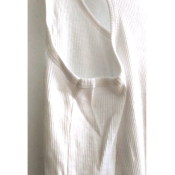 Bombshell Fitness Racerback Tank - Picture 4 of 5